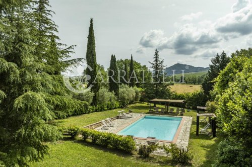 Farmhouse in Volterra