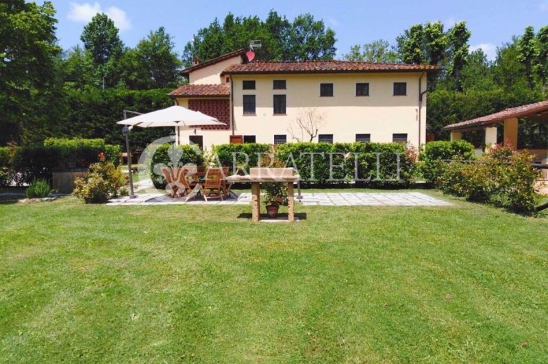 Farmhouse in Camaiore