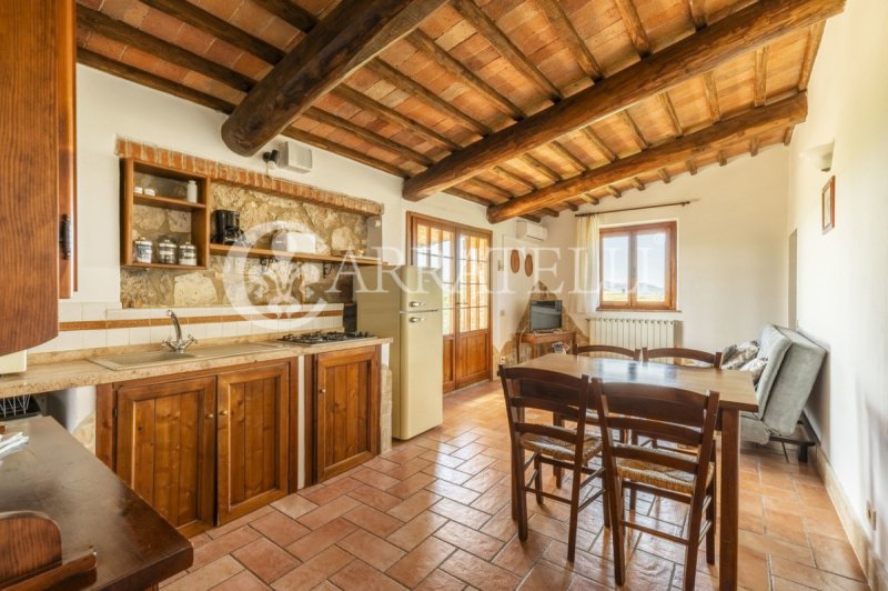 Klein huisje op het platteland in Montalcino