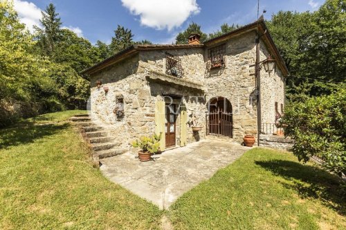 Farmhouse in Subbiano