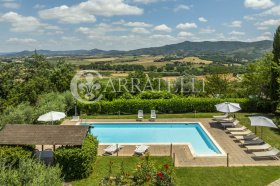 Zakelijk onroerend goed in Castiglione del Lago