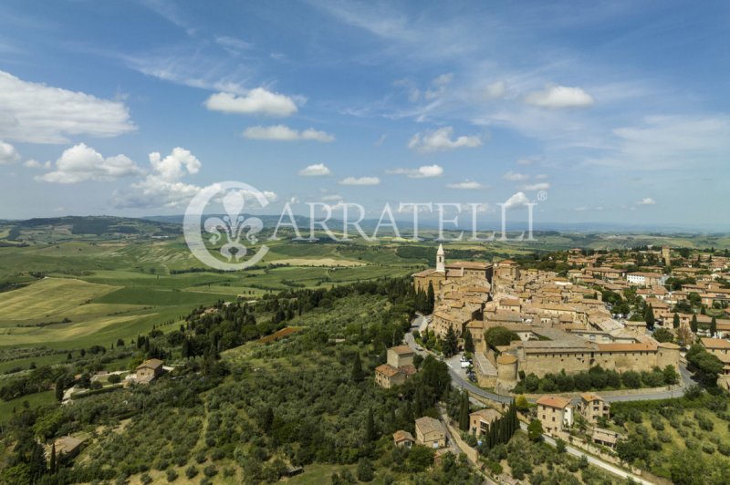 Edifício comercial em Pienza