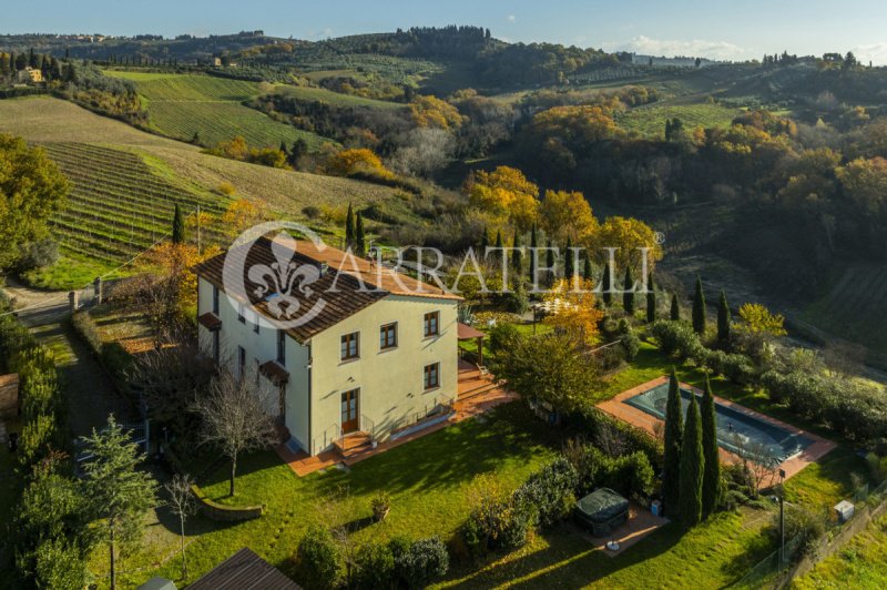 Отдельно стоящий дом в Чертальдо