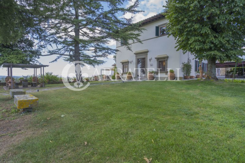 Вилла в Сан-Кашиано-ин-Валь-ди-Пеза