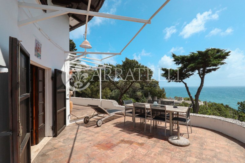 Moradia em San Felice Circeo