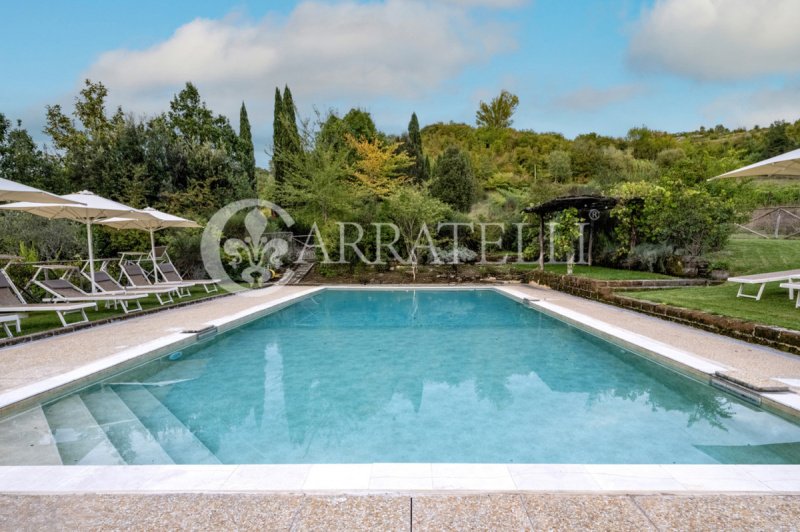 Отдельно стоящий дом в Колле-ди-Валь-д'Эльса