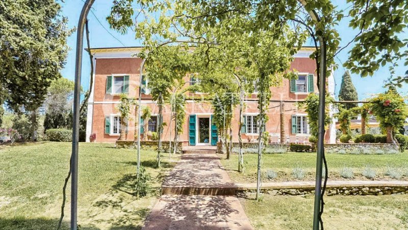 Farmhouse in Campiglia Marittima