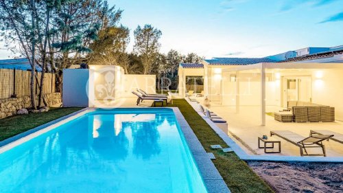 Villa i Aglientu