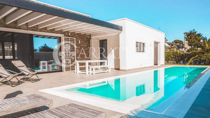 Вилла в Паденге-суль-Гарда