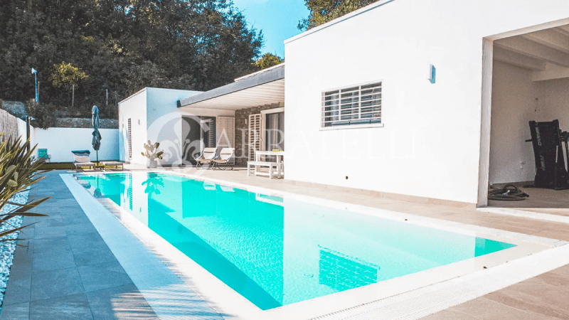 Villa in Padenghe sul Garda