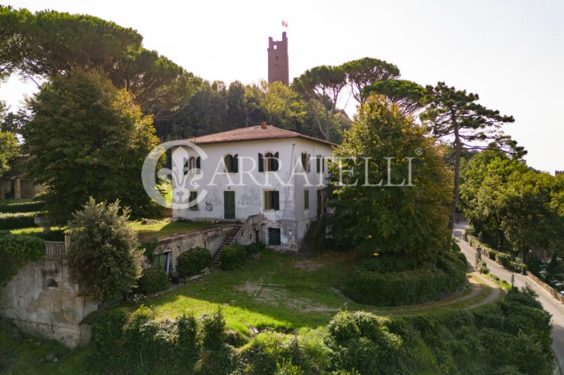 Villa in San Miniato