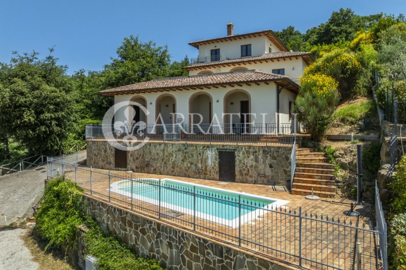 Villa in Tuoro sul Trasimeno