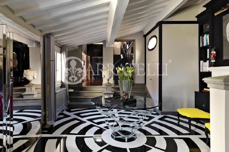 Apartment in Florence