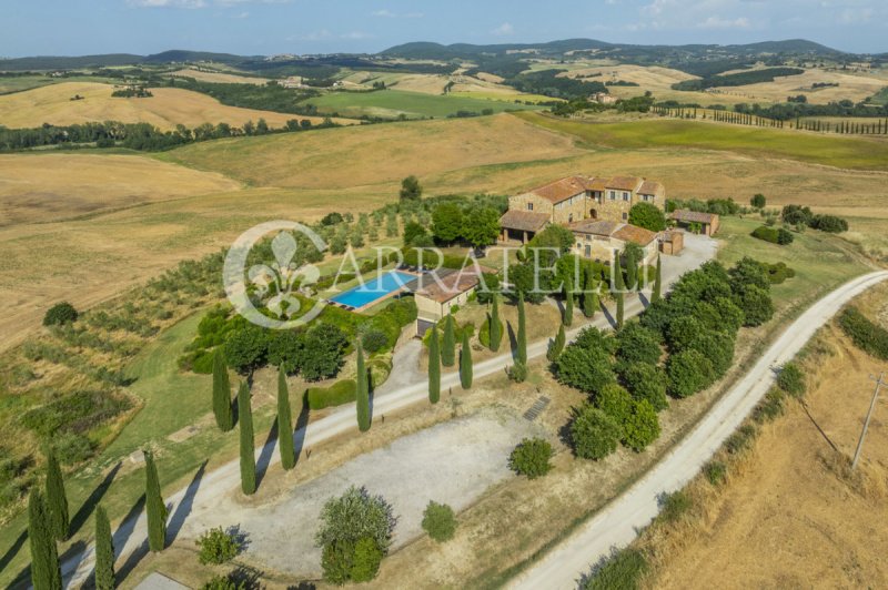 Farmhouse in Asciano