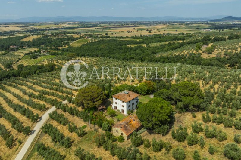 Klein huisje op het platteland in Paciano