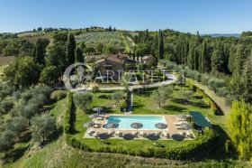 Отдельно стоящий дом в Ашано