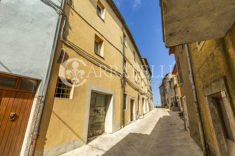 Дом в Кастильоне-д'Орчия