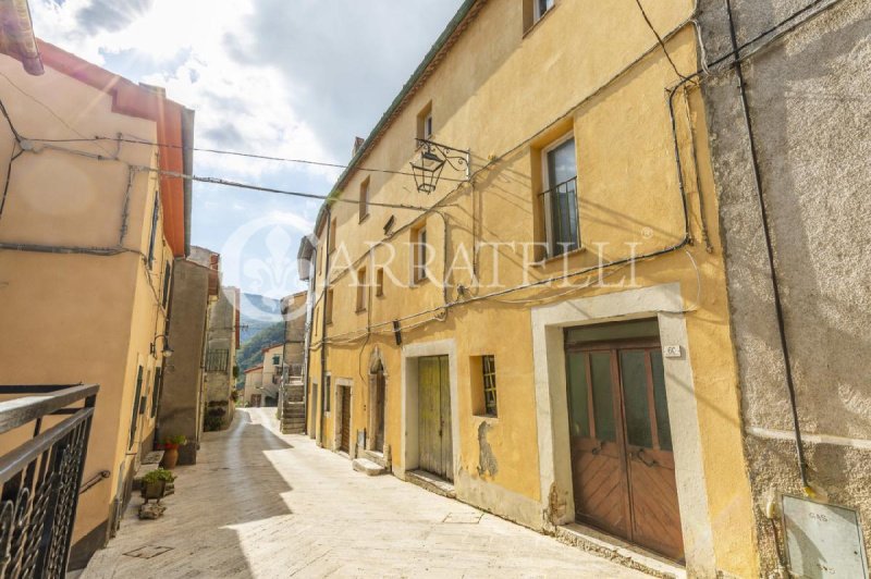 Дом в Кастильоне-д'Орчия