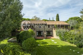 Villa in Scansano