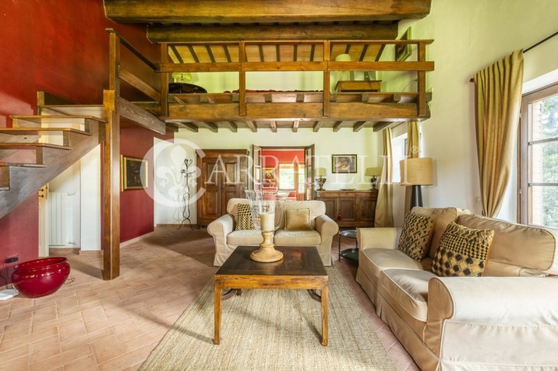 Вилла в Скансано