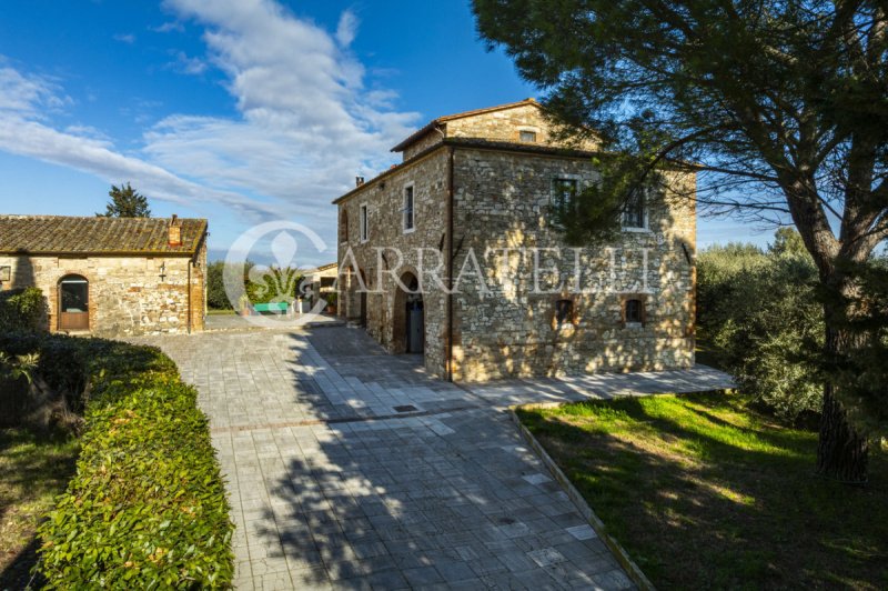 Отдельно стоящий дом в Ашано