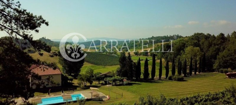 Farmhouse in Terranuova Bracciolini