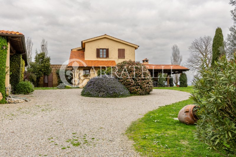 Casolare a Tuscania