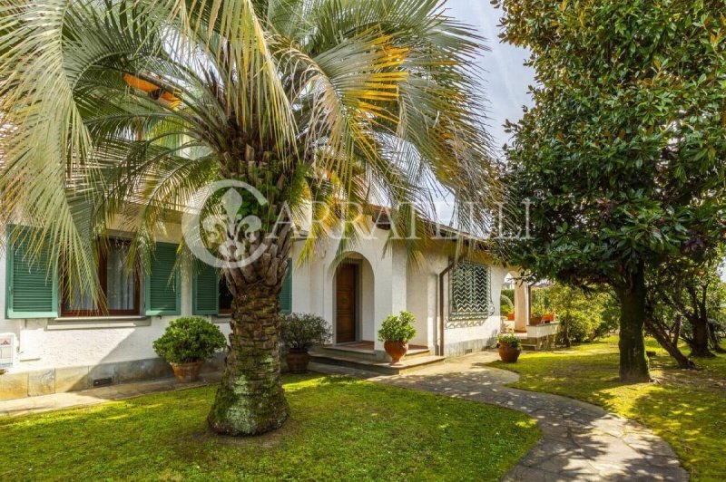 Villa in Forte dei Marmi