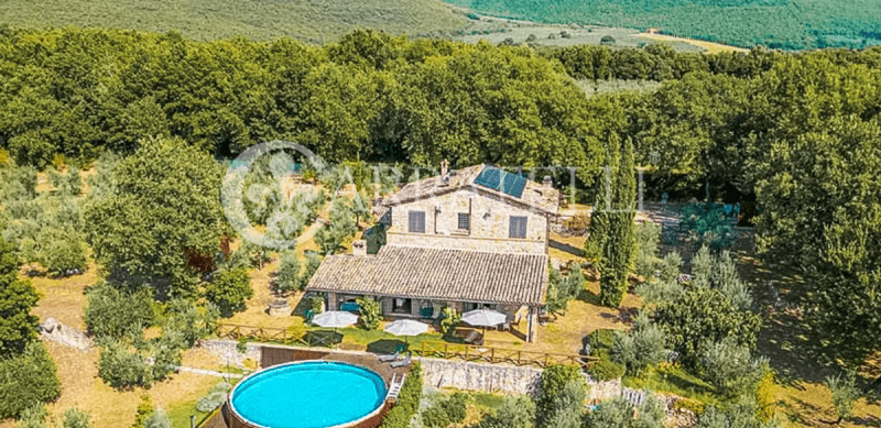 Farmhouse in Montecchio