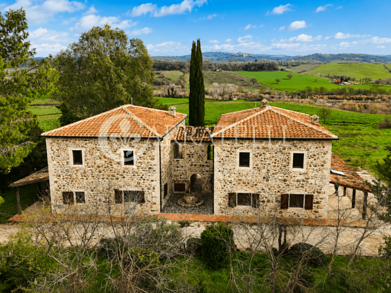 Farmhouse in SATURNIA