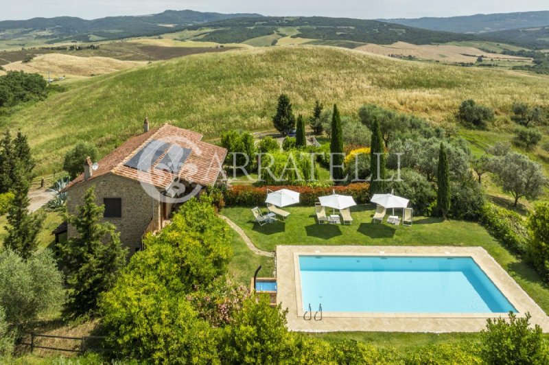 Casolare a Volterra