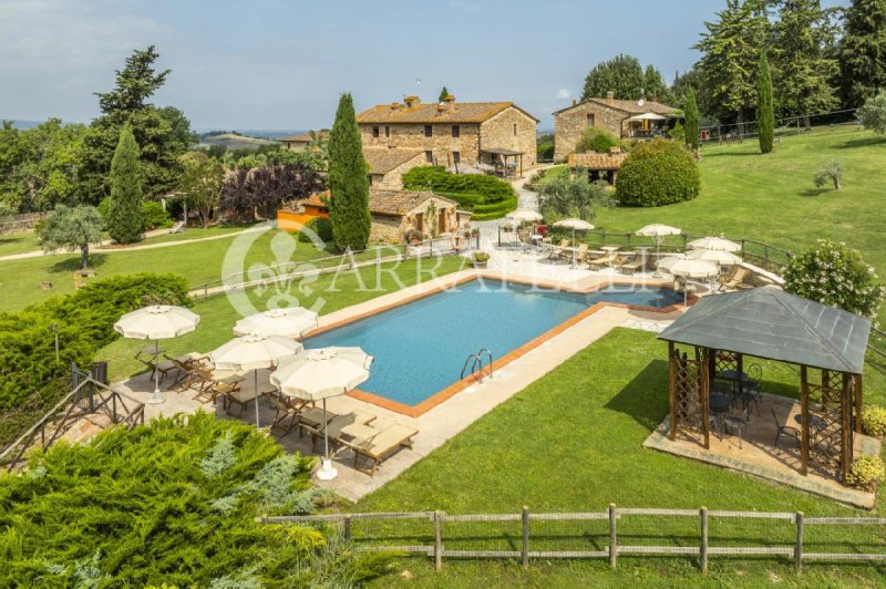 Farmhouse in Gambassi Terme