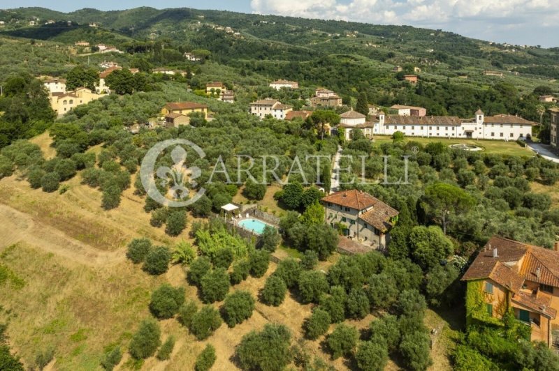 Villa i Lamporecchio