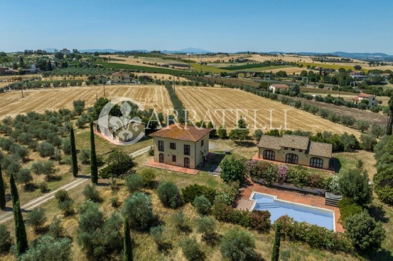 Farmhouse in Cortona