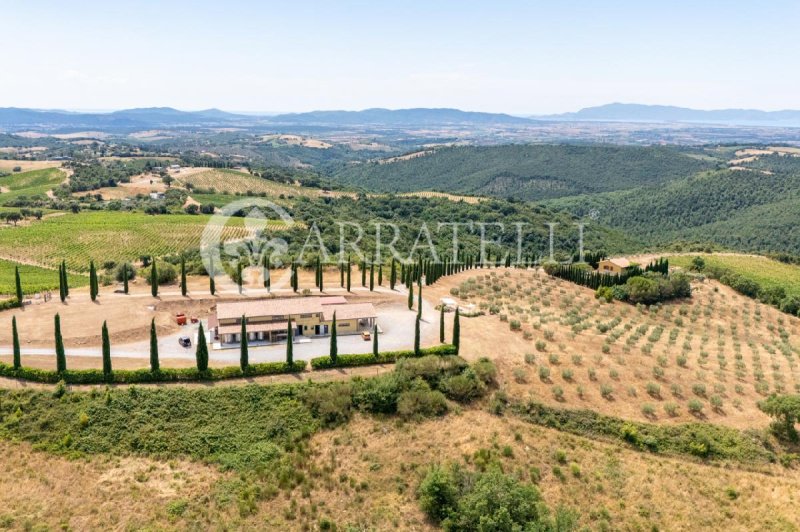 Casolare a Magliano in Toscana