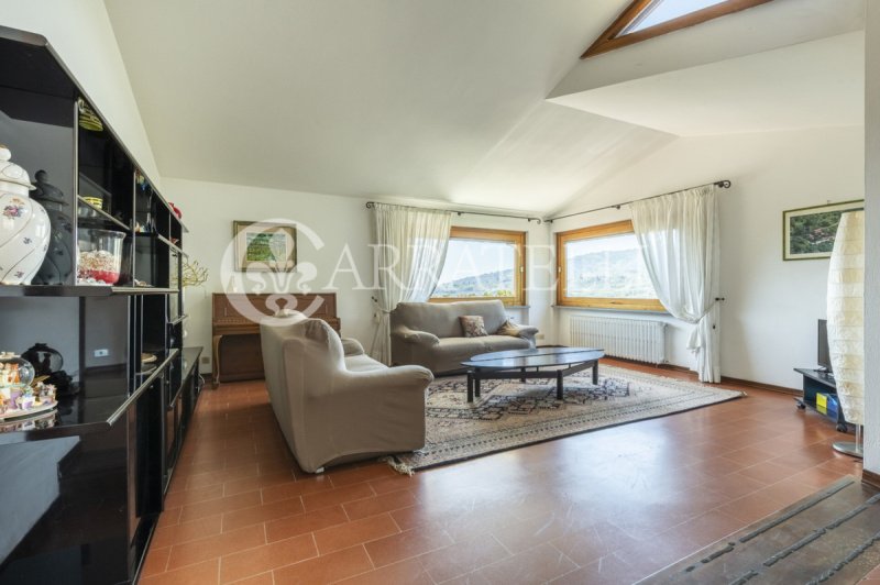 Villa à Massa e Cozzile