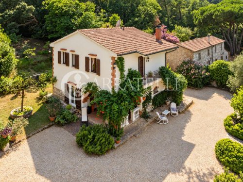 Casa de labranza en Campiglia Marittima