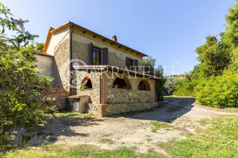 Casa de fazenda em Cinigiano