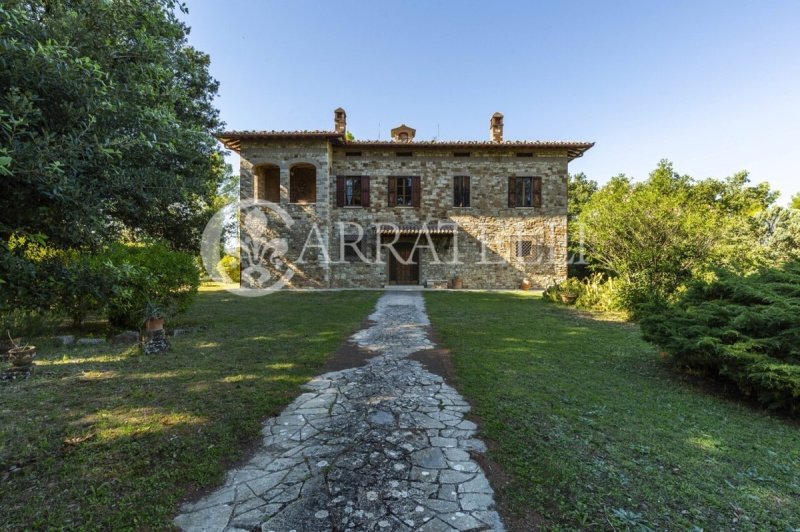 Villa a Todi