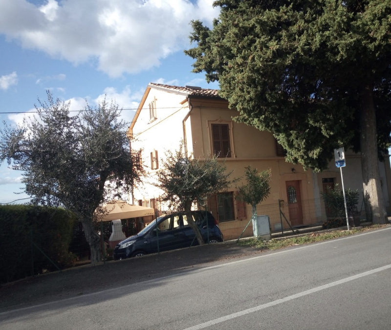 Doppelhaushälfte in Morro d'Alba
