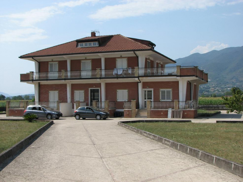 Villa a Alife