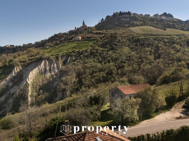 Country house in Ripatransone