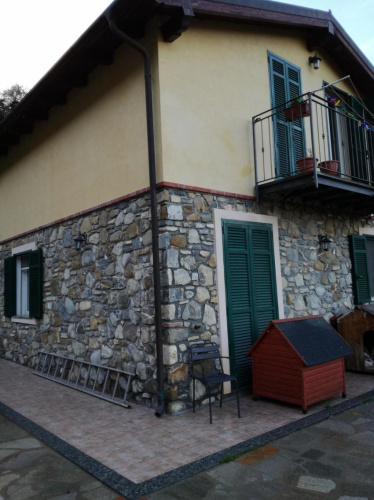 Detached house in Stellanello