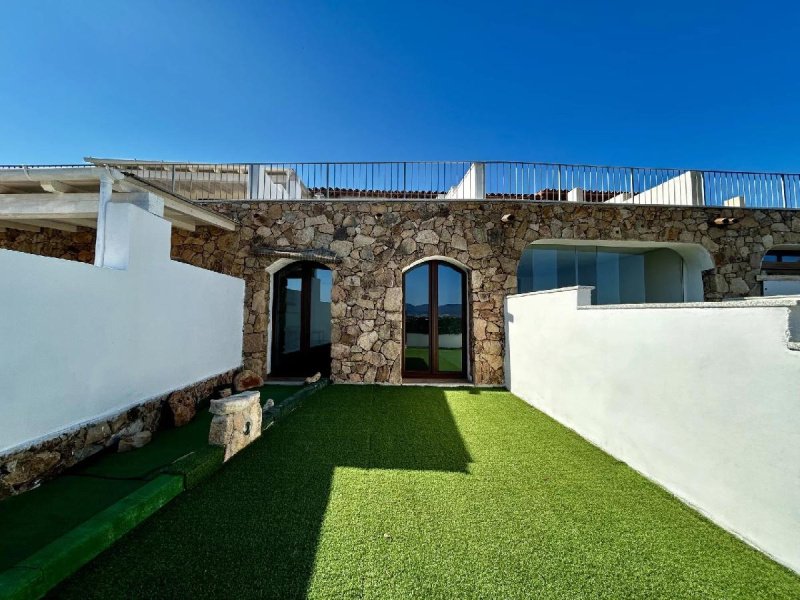 Terraced house in San Teodoro