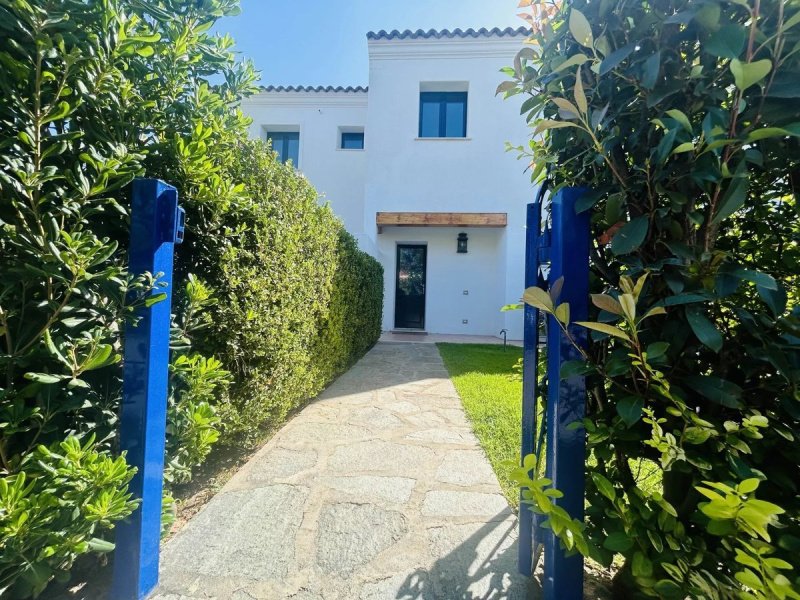 Terraced house in San Teodoro