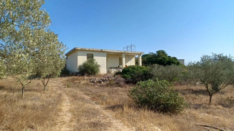 Historic house in Onifai