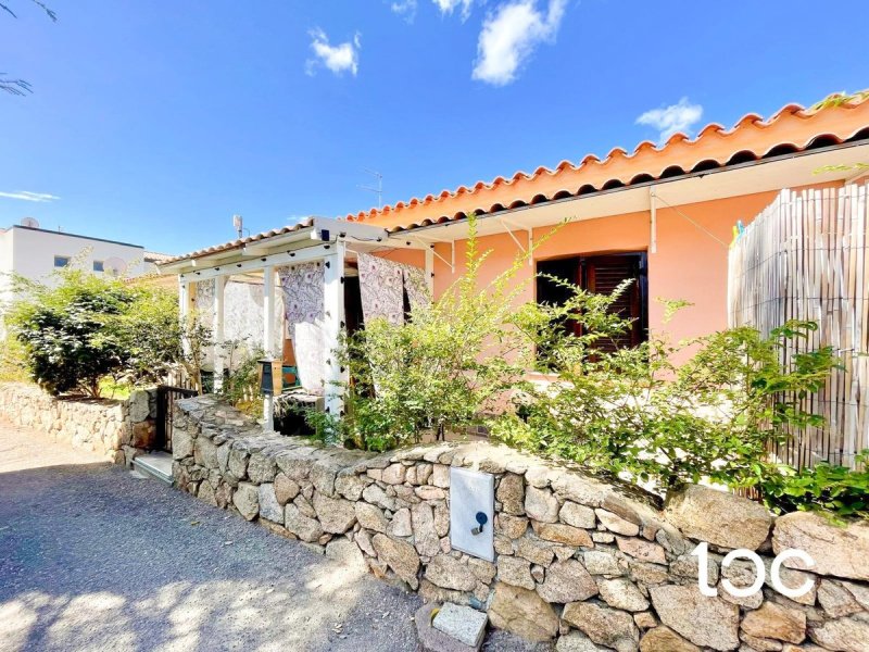 Maison mitoyenne à San Teodoro