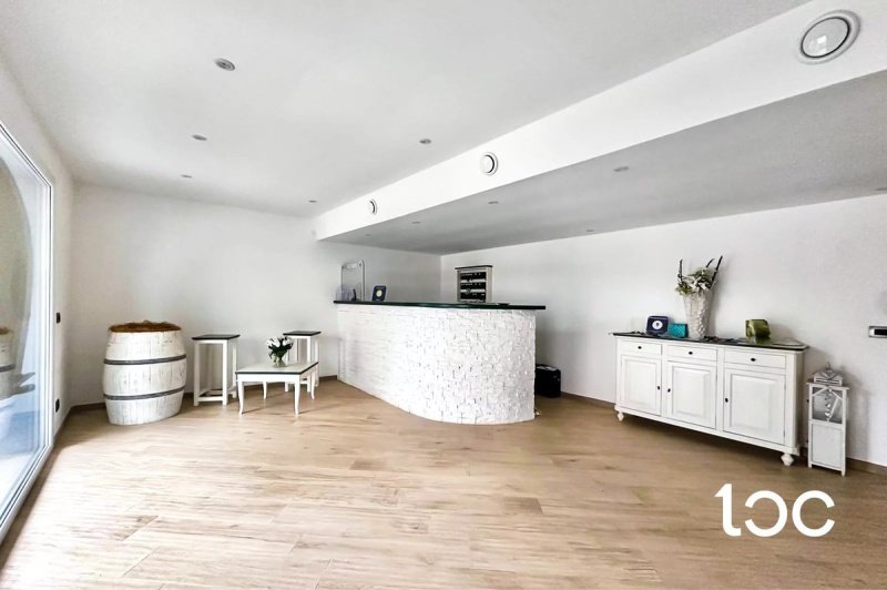 Immobile commerciale a Orosei