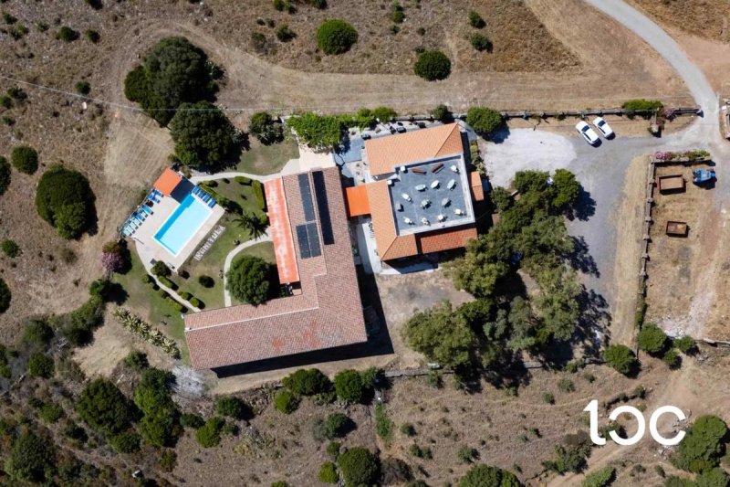 Quinta agrícola em Budoni