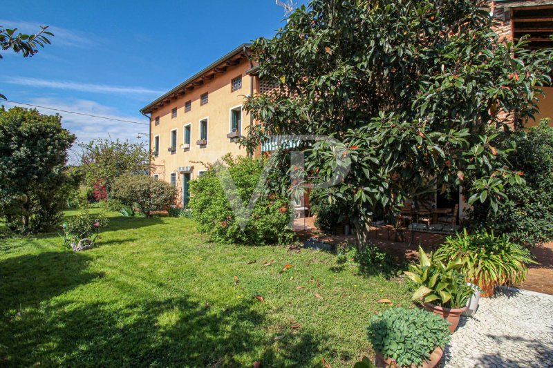 Hus på landet i Villaverla